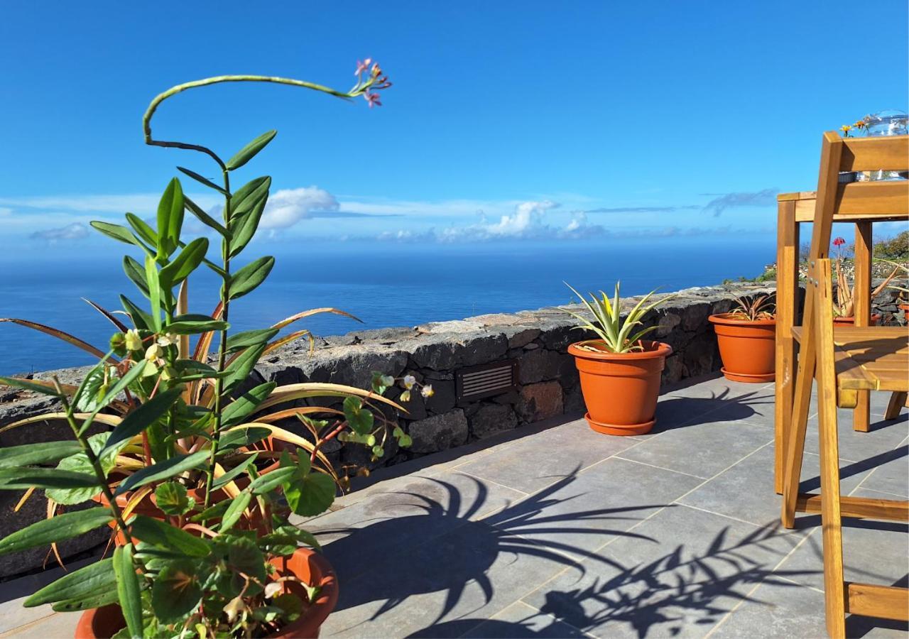 Permavista In Alleinlage Und Mit Beheiztem Infinity-pool Auf Der Sonnenseite Appartement *